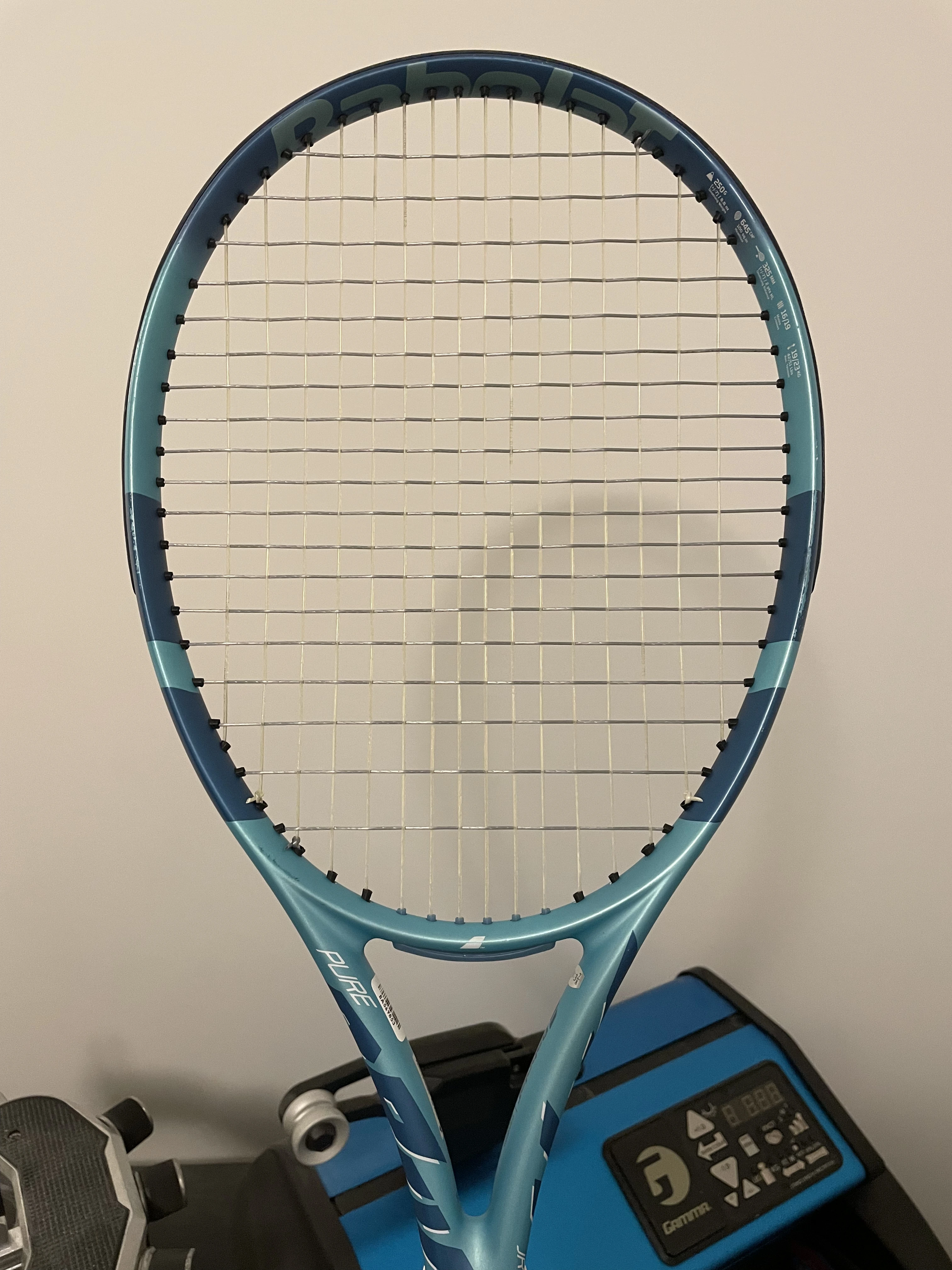 Squash Racket Stringing